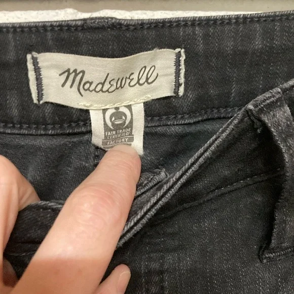 Madewell Curvy Skinny Flare Black Jeans - Picture 4 of 6